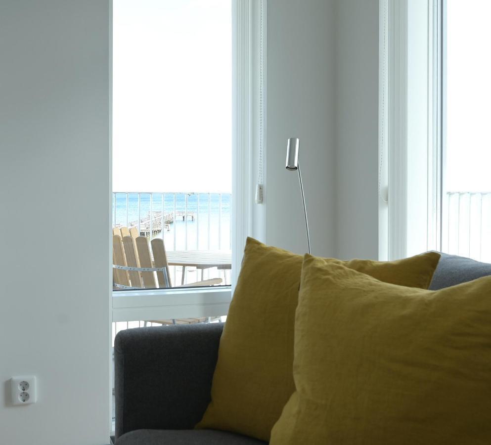Ahusbrygga Apartment Hotel Εξωτερικό φωτογραφία