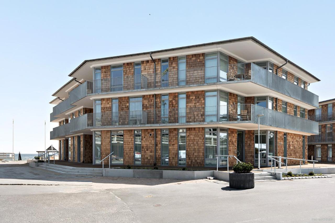 Ahusbrygga Apartment Hotel Εξωτερικό φωτογραφία