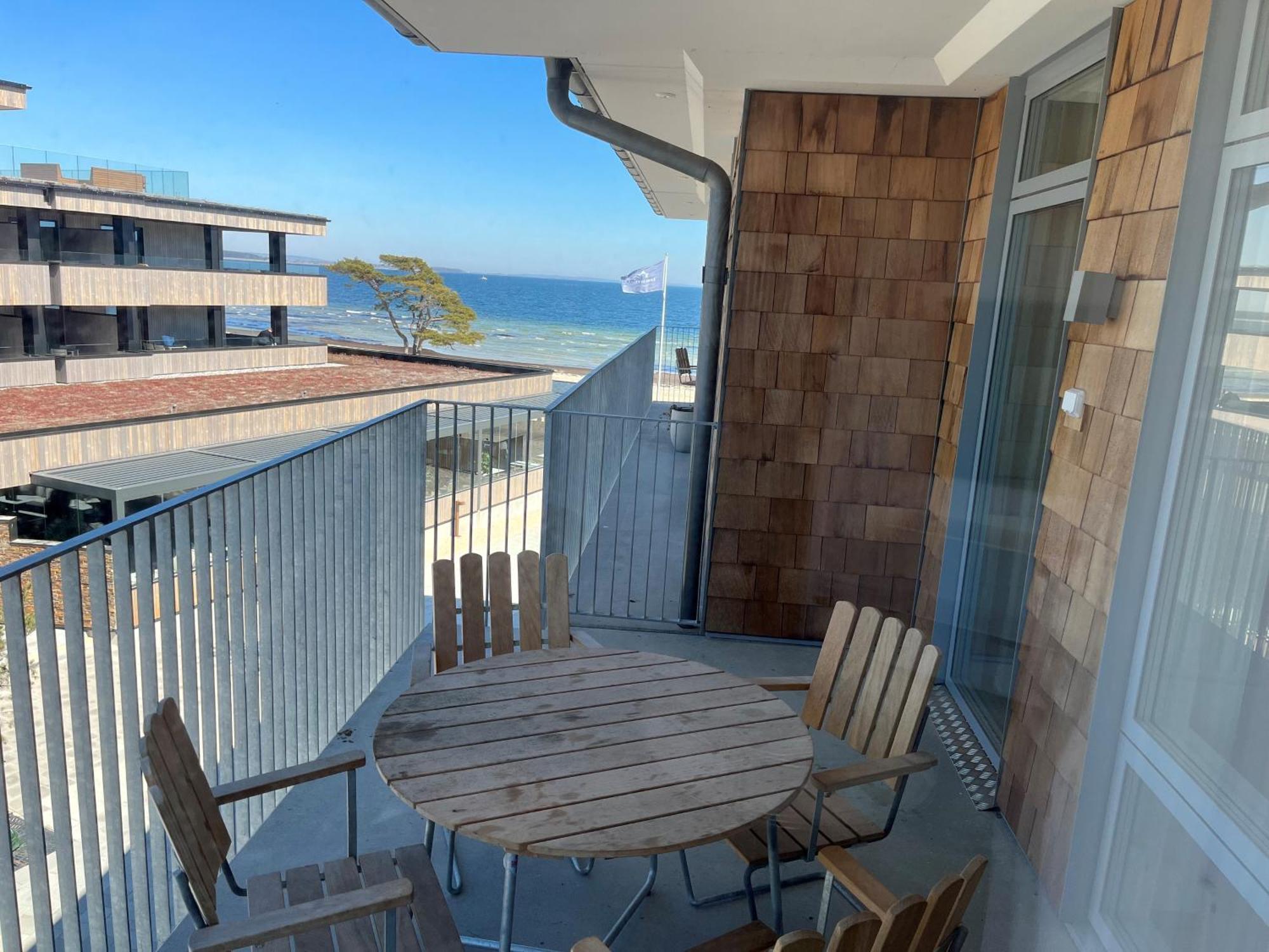 Ahusbrygga Apartment Hotel Εξωτερικό φωτογραφία