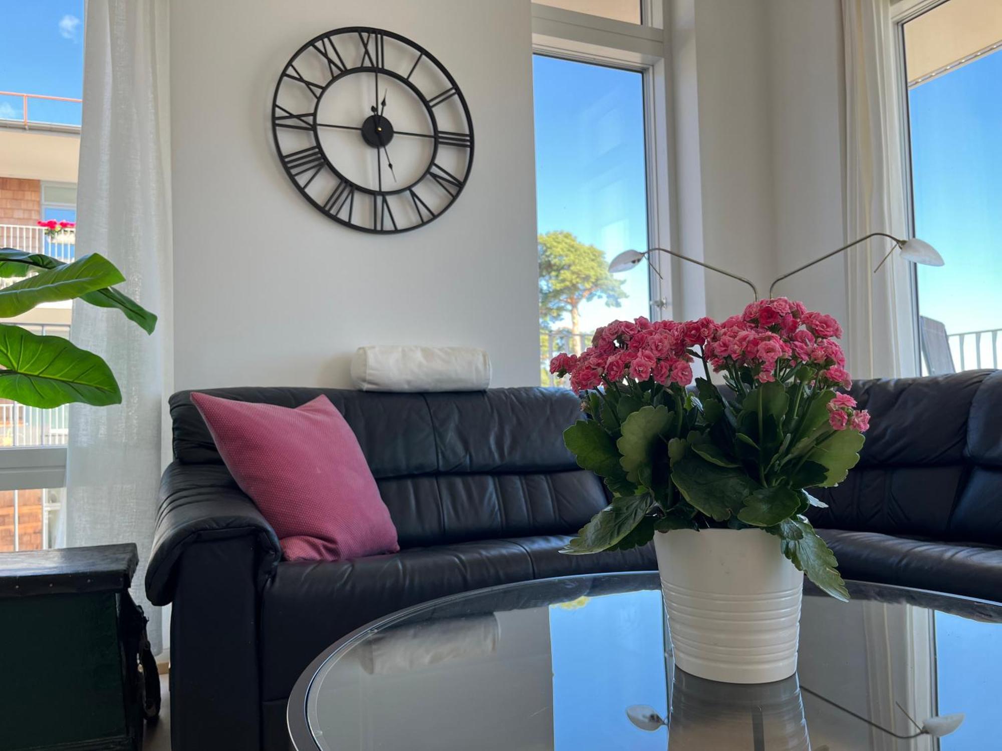 Ahusbrygga Apartment Hotel Εξωτερικό φωτογραφία